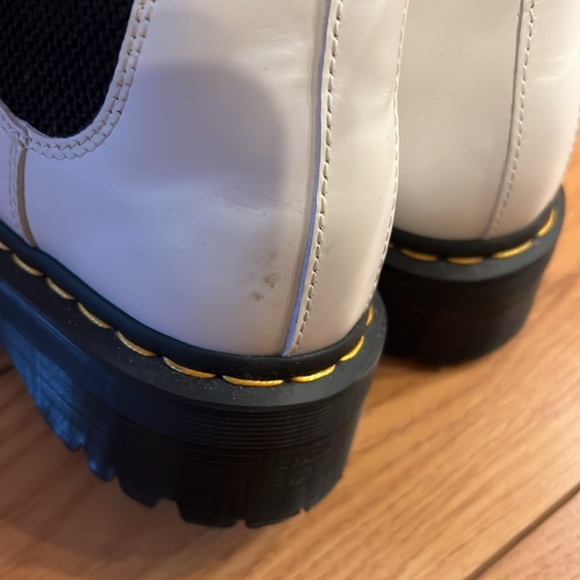 Dr Martens 2976 Platform Chelsea Boot - Picture 6 of 13